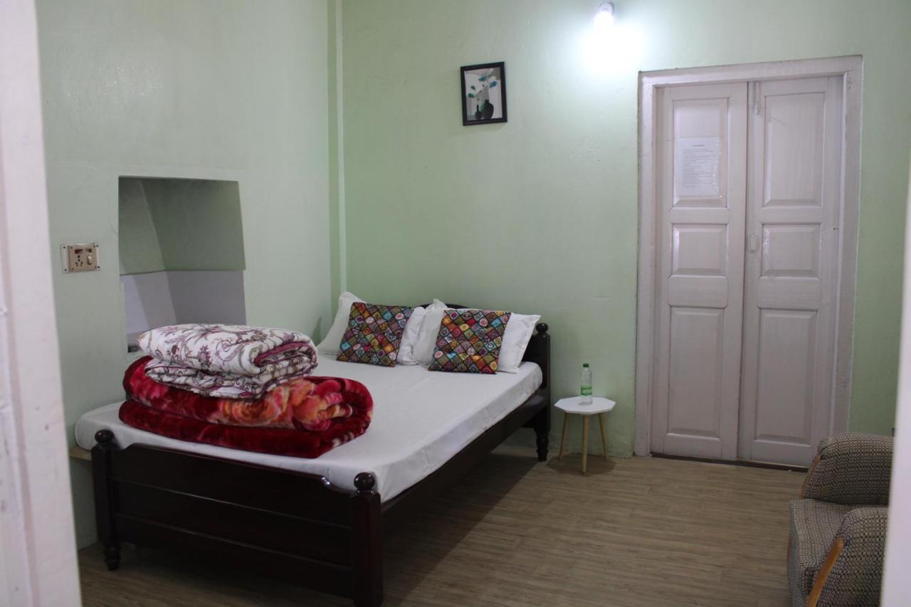 Harry'S Bed And Breakfast1 Shillong Extérieur photo